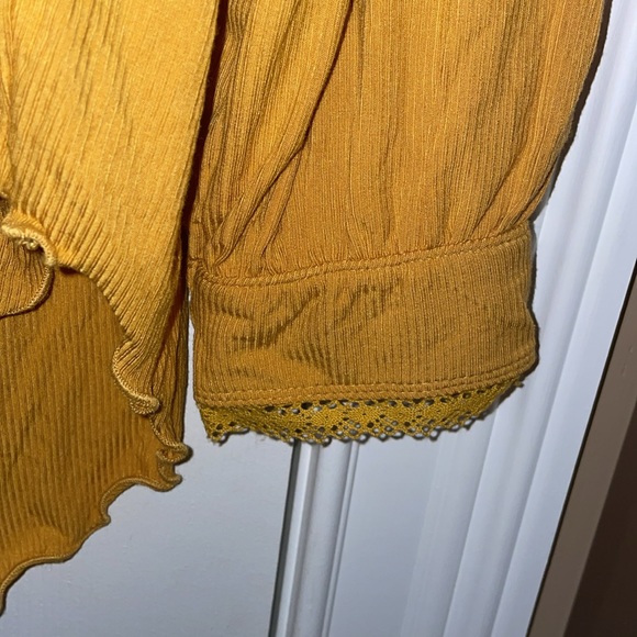 *NWT* We The Free by FP Shimmy Deep V Back Top w/Crochet Sleeve Sz Medium - Picture 7 of 10